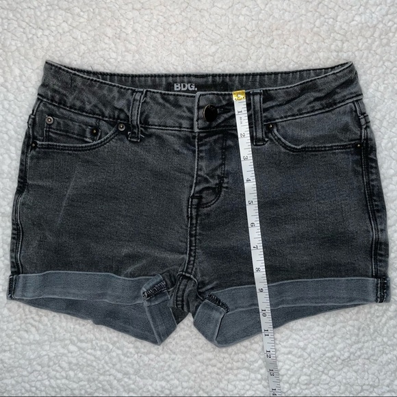BDG faded black denim grunge scene alternative festival pockets shorts size 2 - Picture 9 of 10